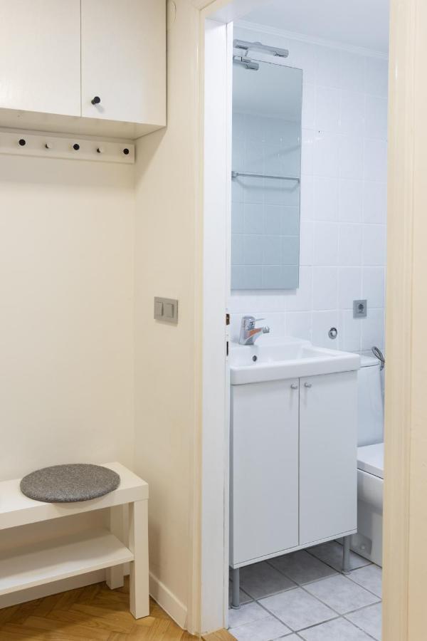 Modern Studio Near British Square Apartment Zagreb Exterior photo