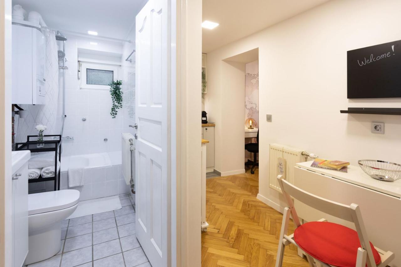 Modern Studio Near British Square Apartment Zagreb Exterior photo